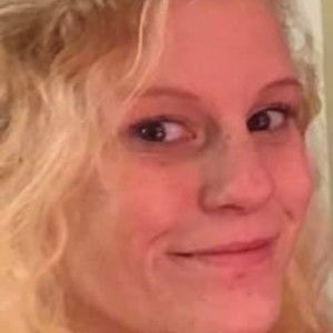 Meet your Posher, Abigail